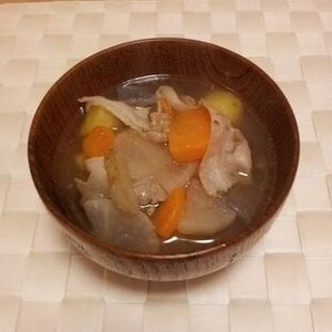 野菜の甘みが美味しい豚汁＋＋